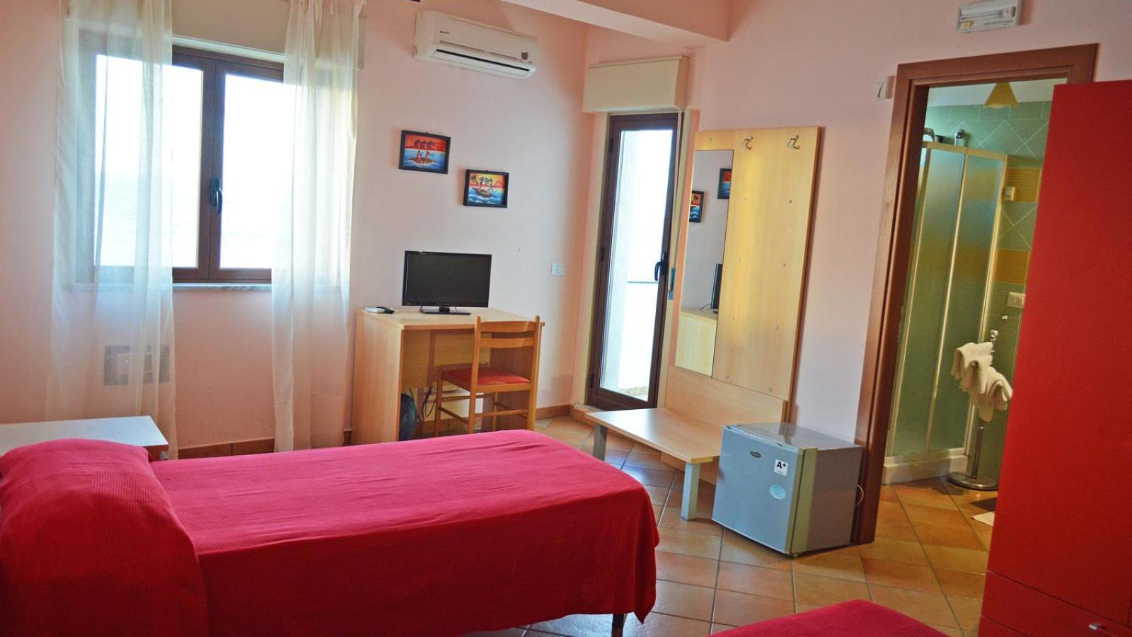 Splash'S Rooms Spadafora Exterior photo