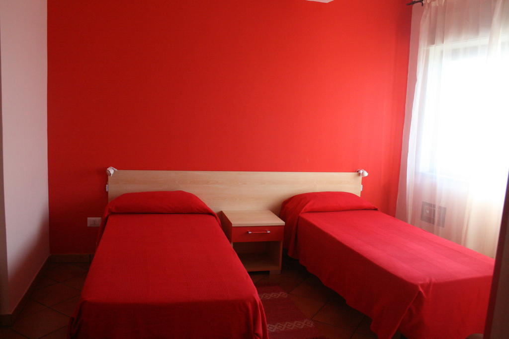 Splash'S Rooms Spadafora Room photo